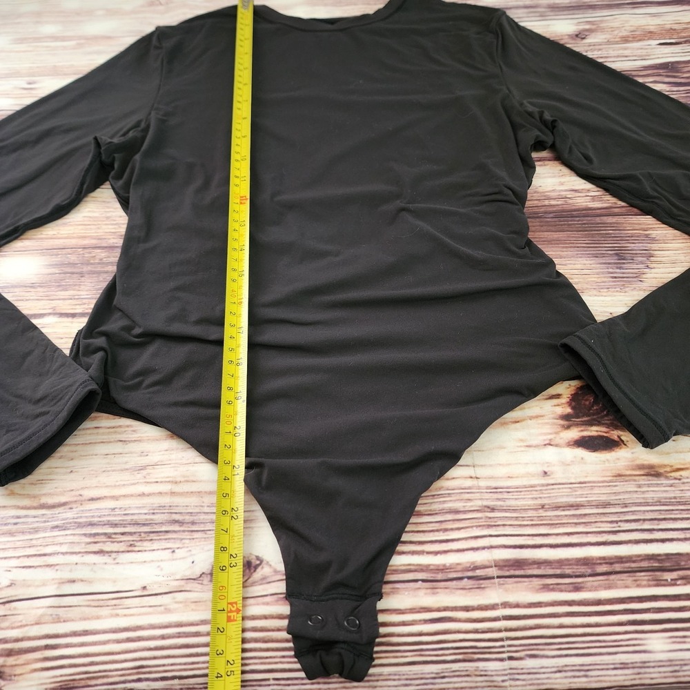SKIMS Black Long Sleeve Bodysuit - Picture 6 of 6
